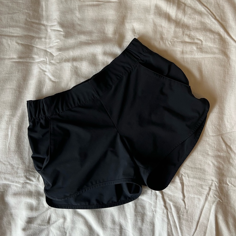 Columbia Women's Black Shorts